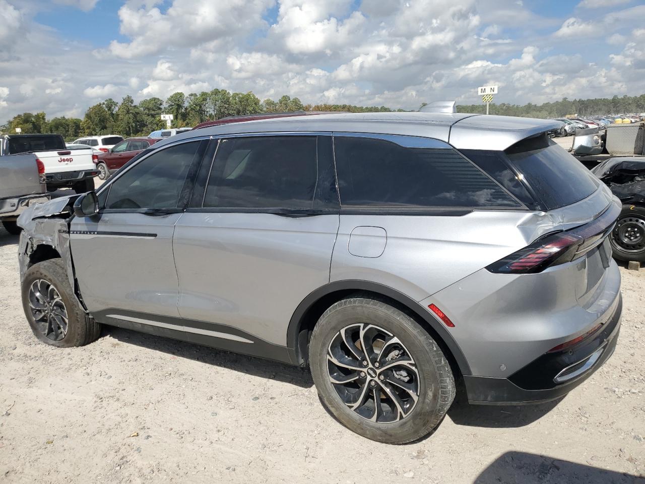 2024 LINCOLN Nautilus