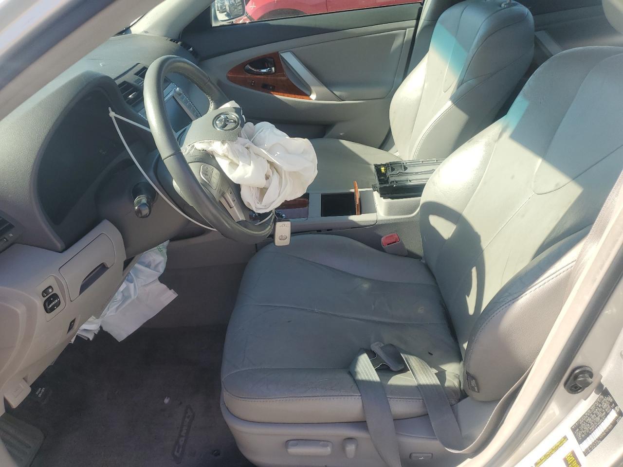 2010 TOYOTA CAMRY