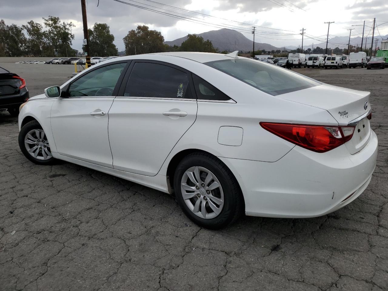 2011 HYUNDAI SONATA