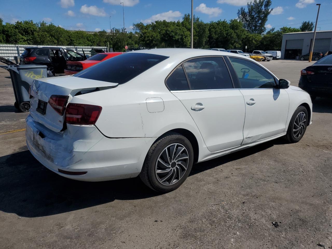 2017 VOLKSWAGEN JETTA