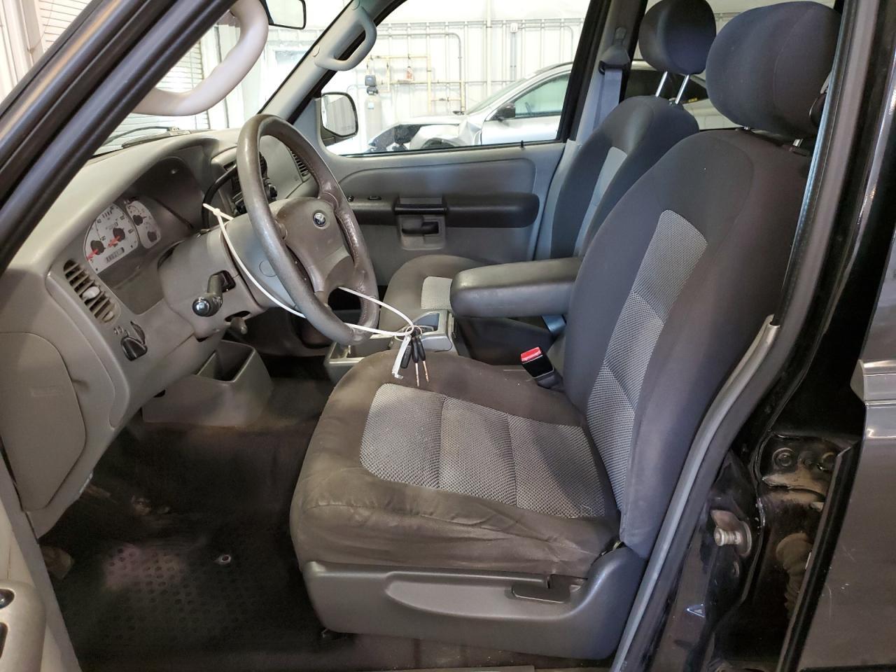 2003 FORD Explorer Sport Trac