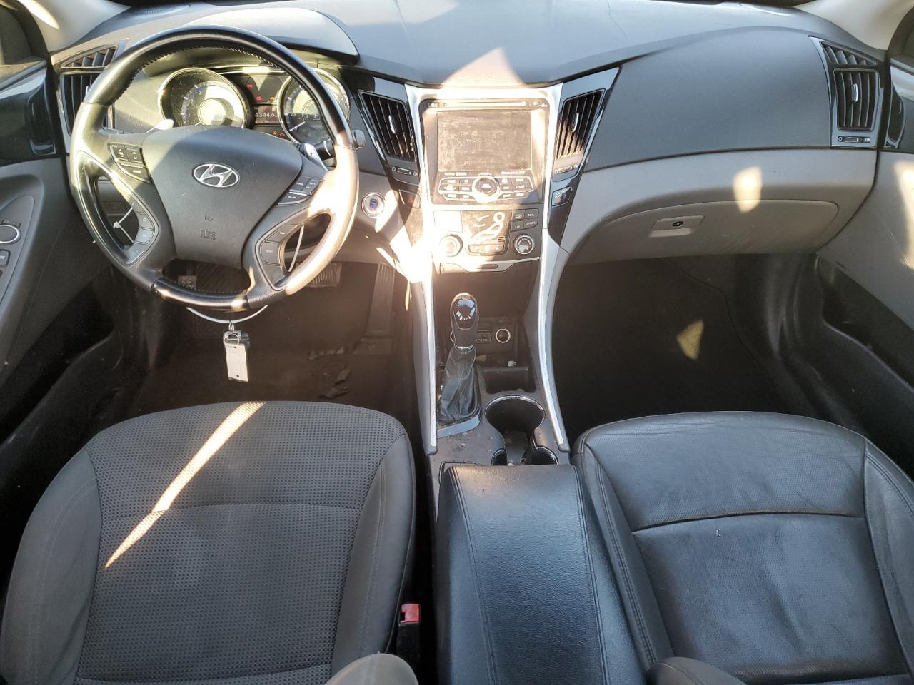 2013 HYUNDAI SONATA