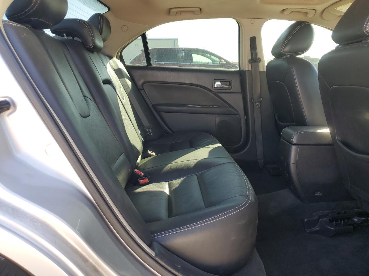 2011 FORD FUSION