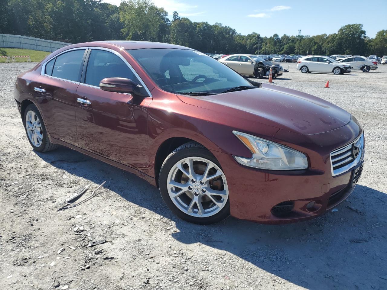 2013 NISSAN Maxima
