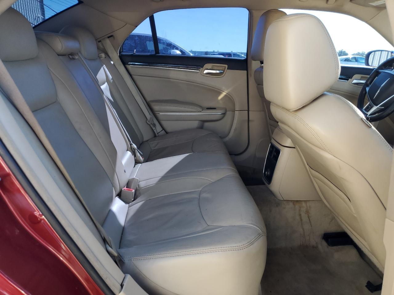 2012 CHRYSLER 300
