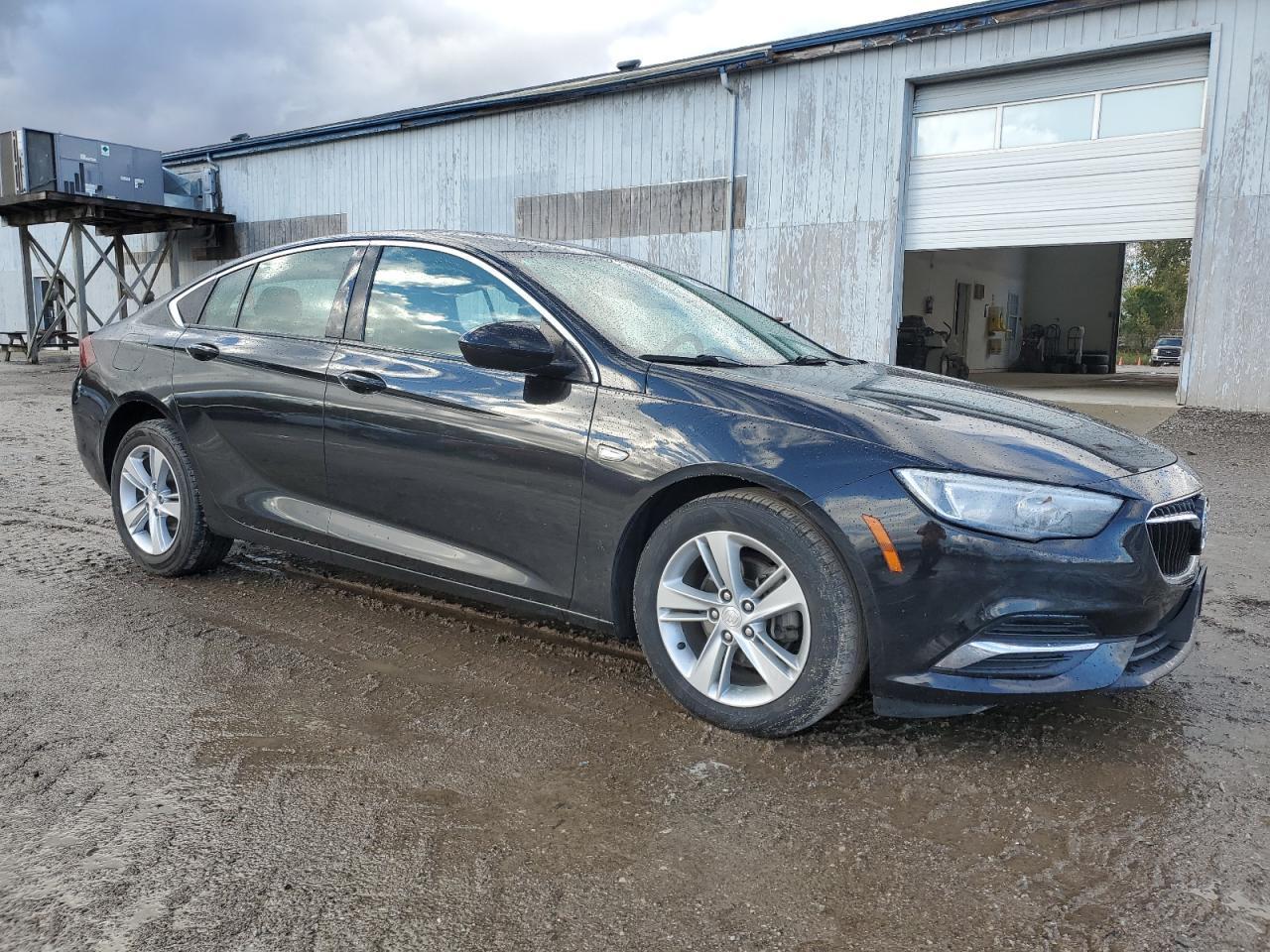 2018 BUICK Regal