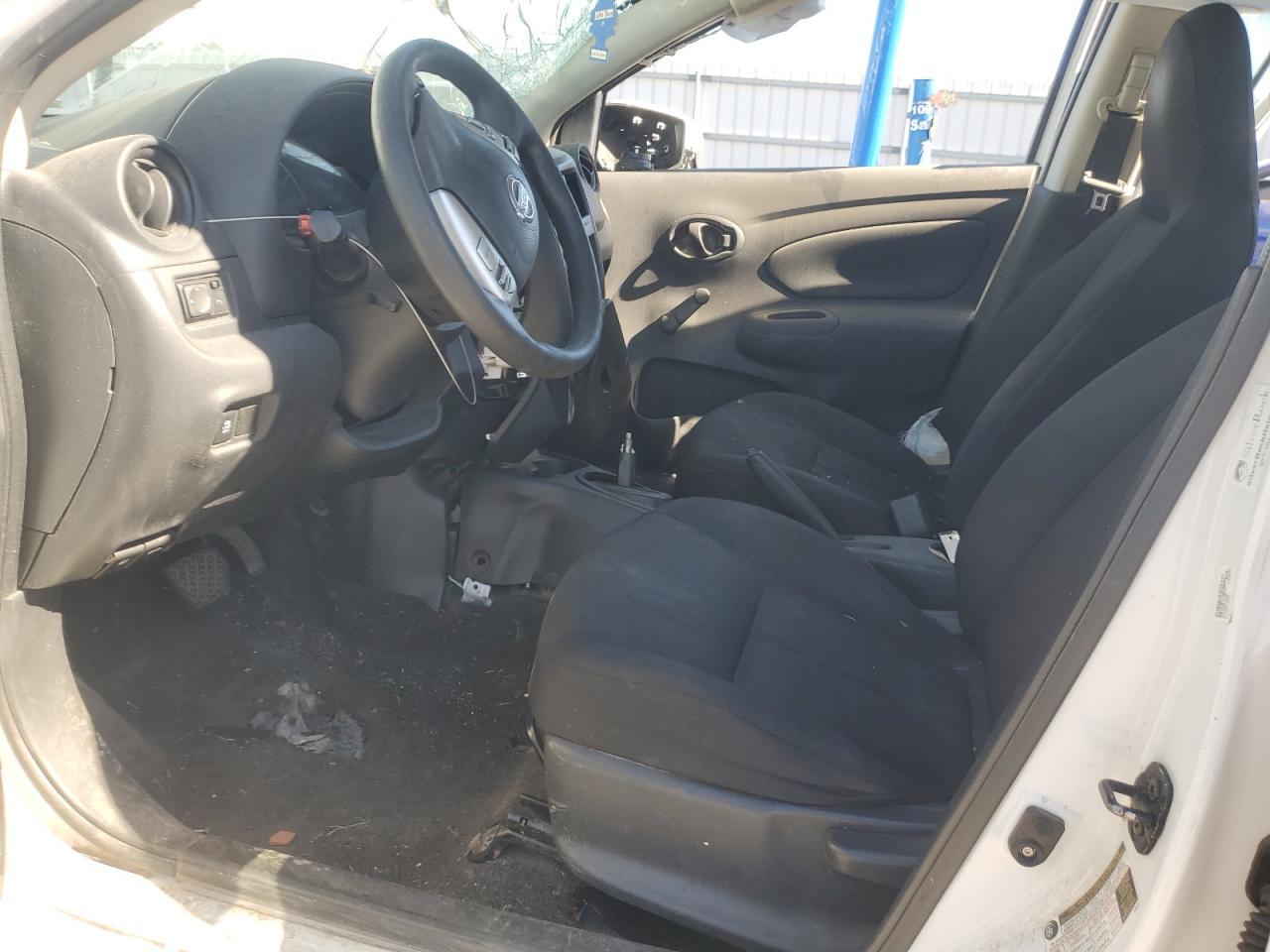 2016 NISSAN VERSA