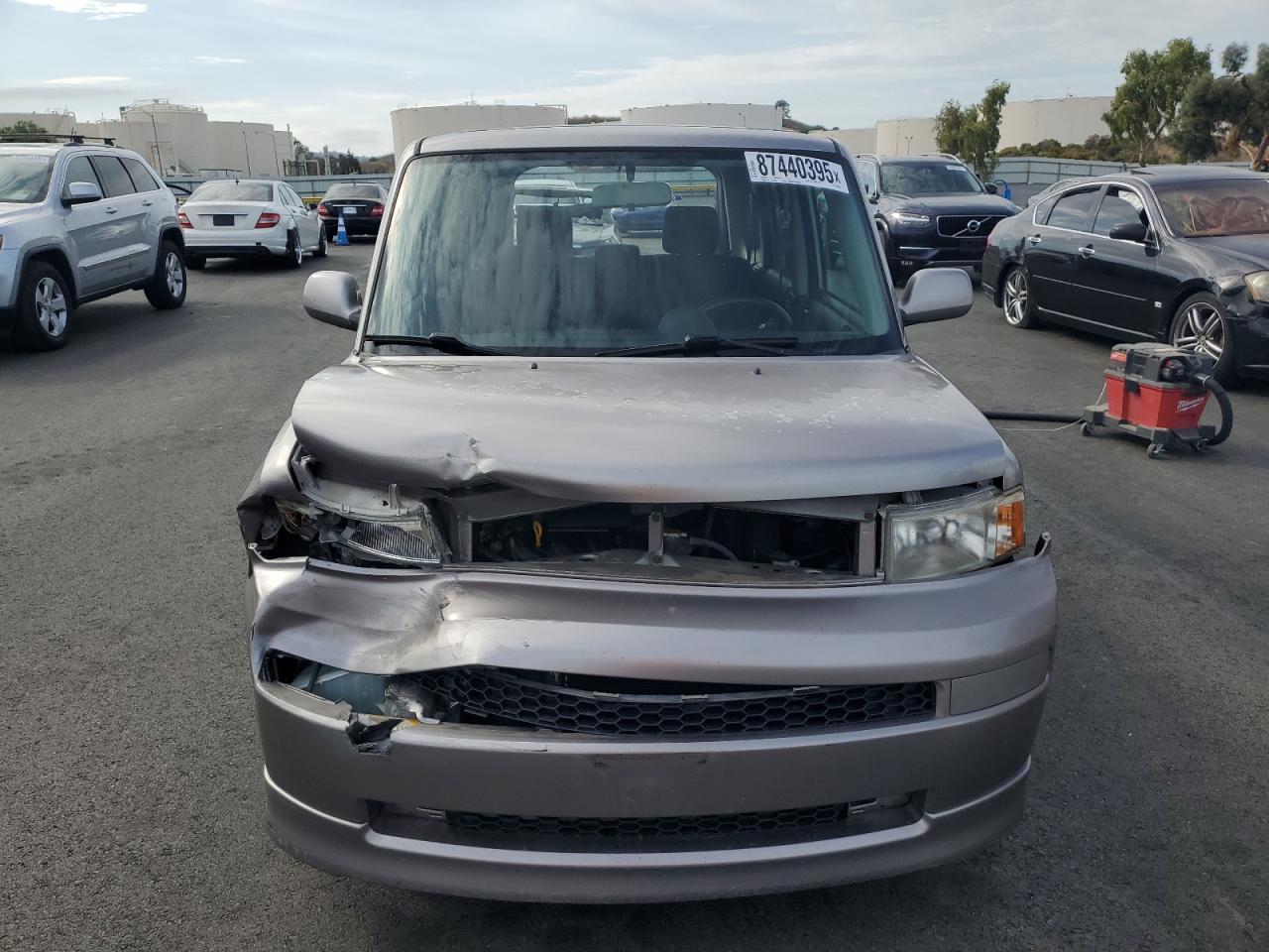 2005 TOYOTA SCION