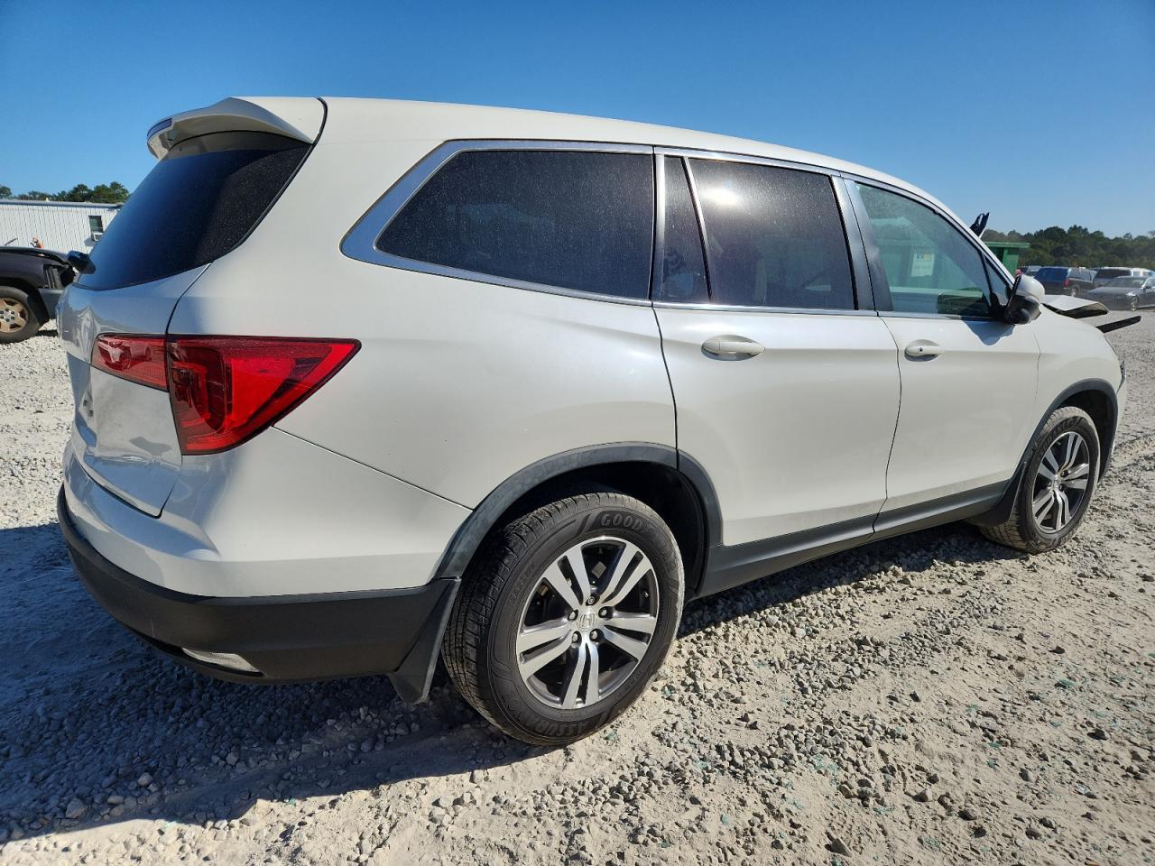 2017 HONDA PILOT