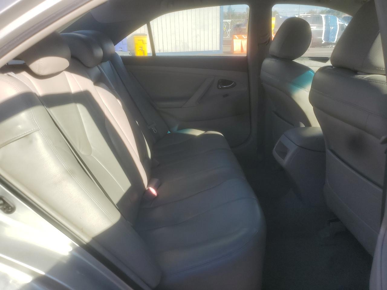 2010 TOYOTA CAMRY