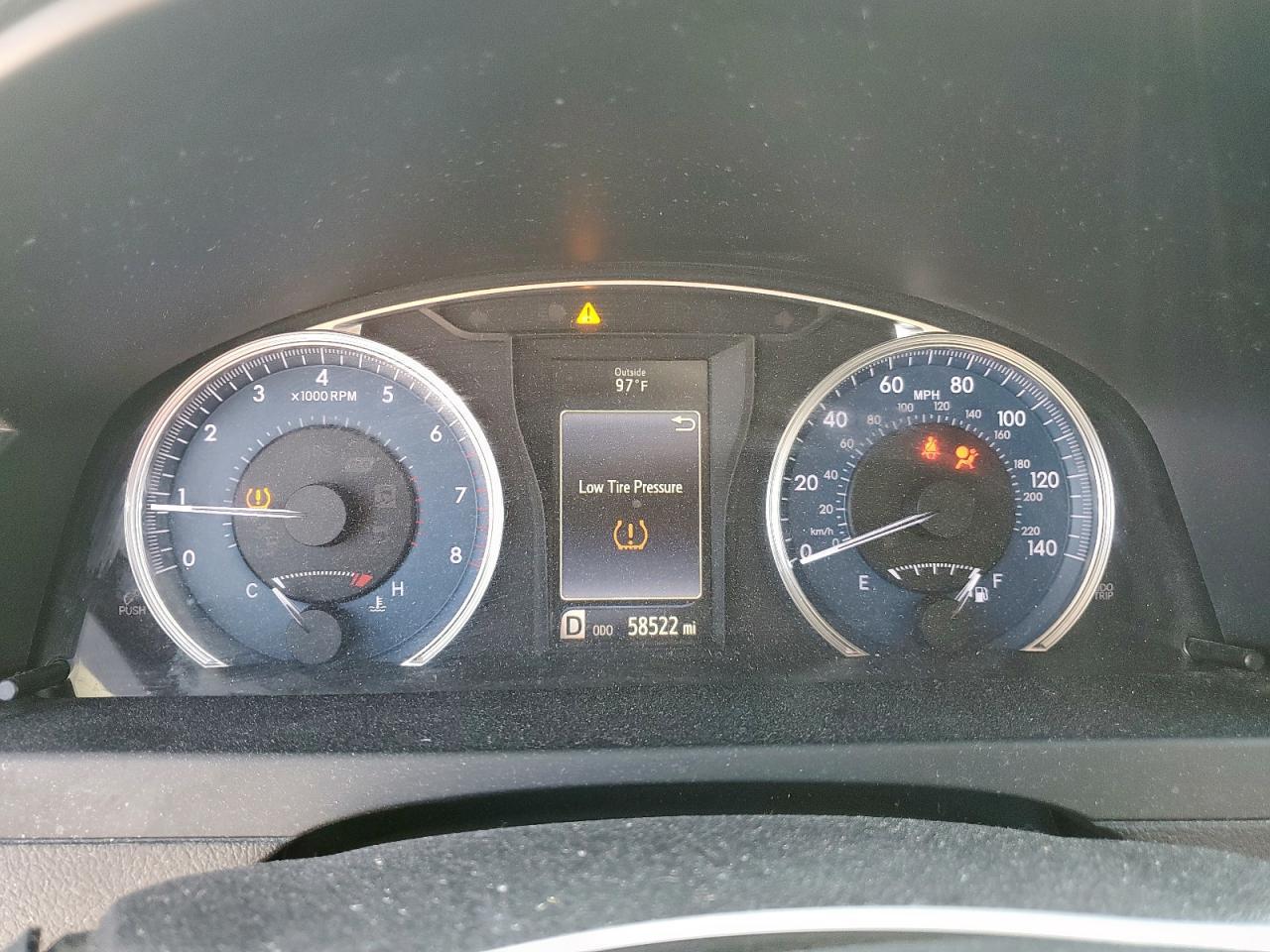 2016 TOYOTA CAMRY