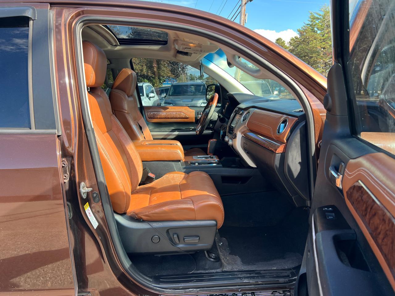 2015 TOYOTA TUNDRA