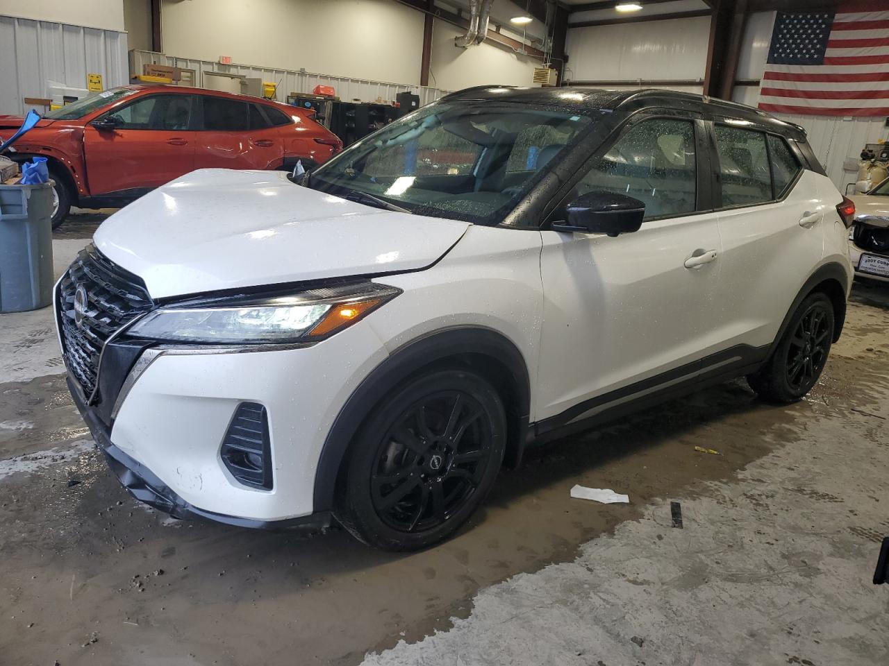 2023 NISSAN KICKS