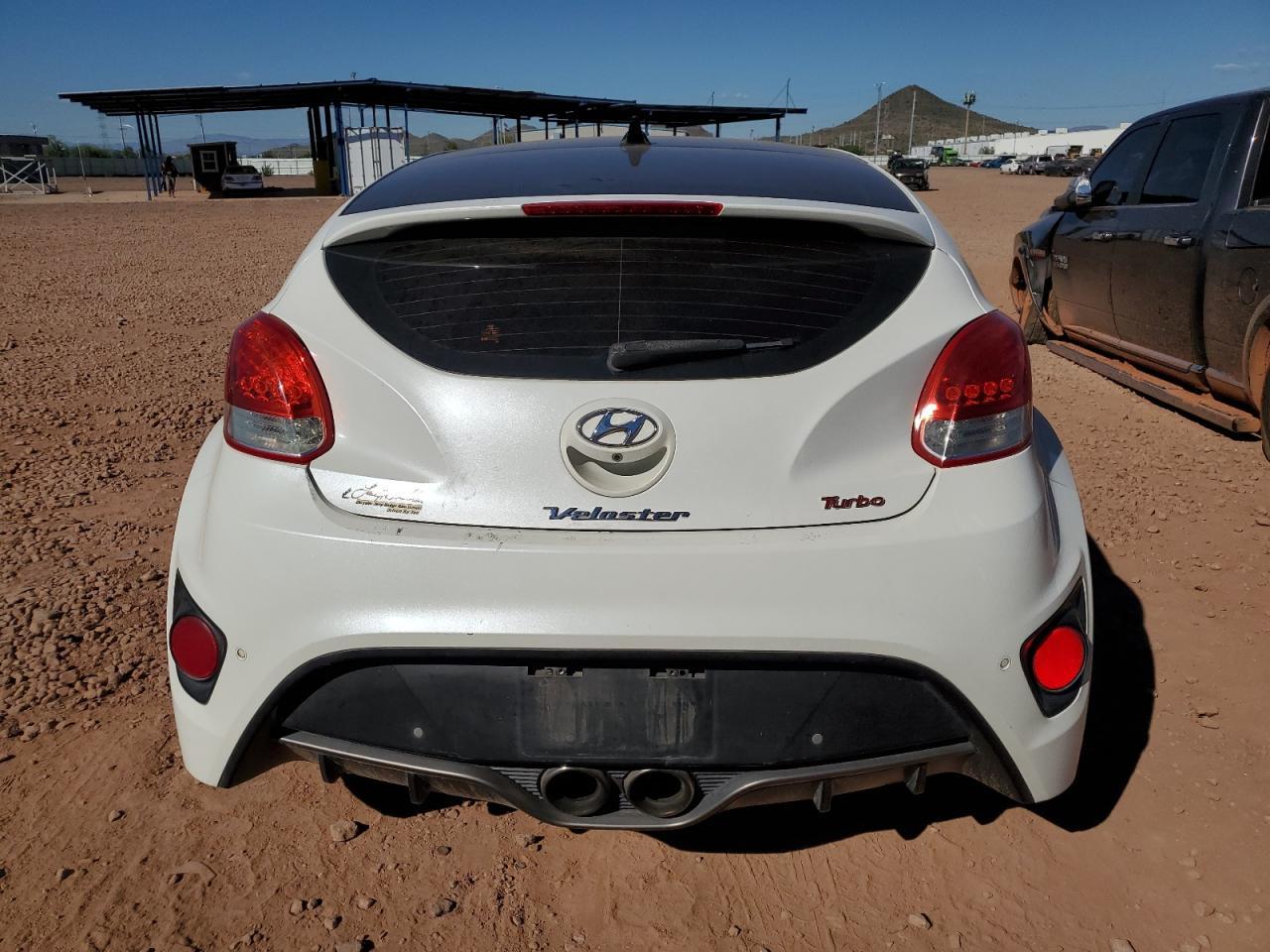 2016 HYUNDAI VELOSTER