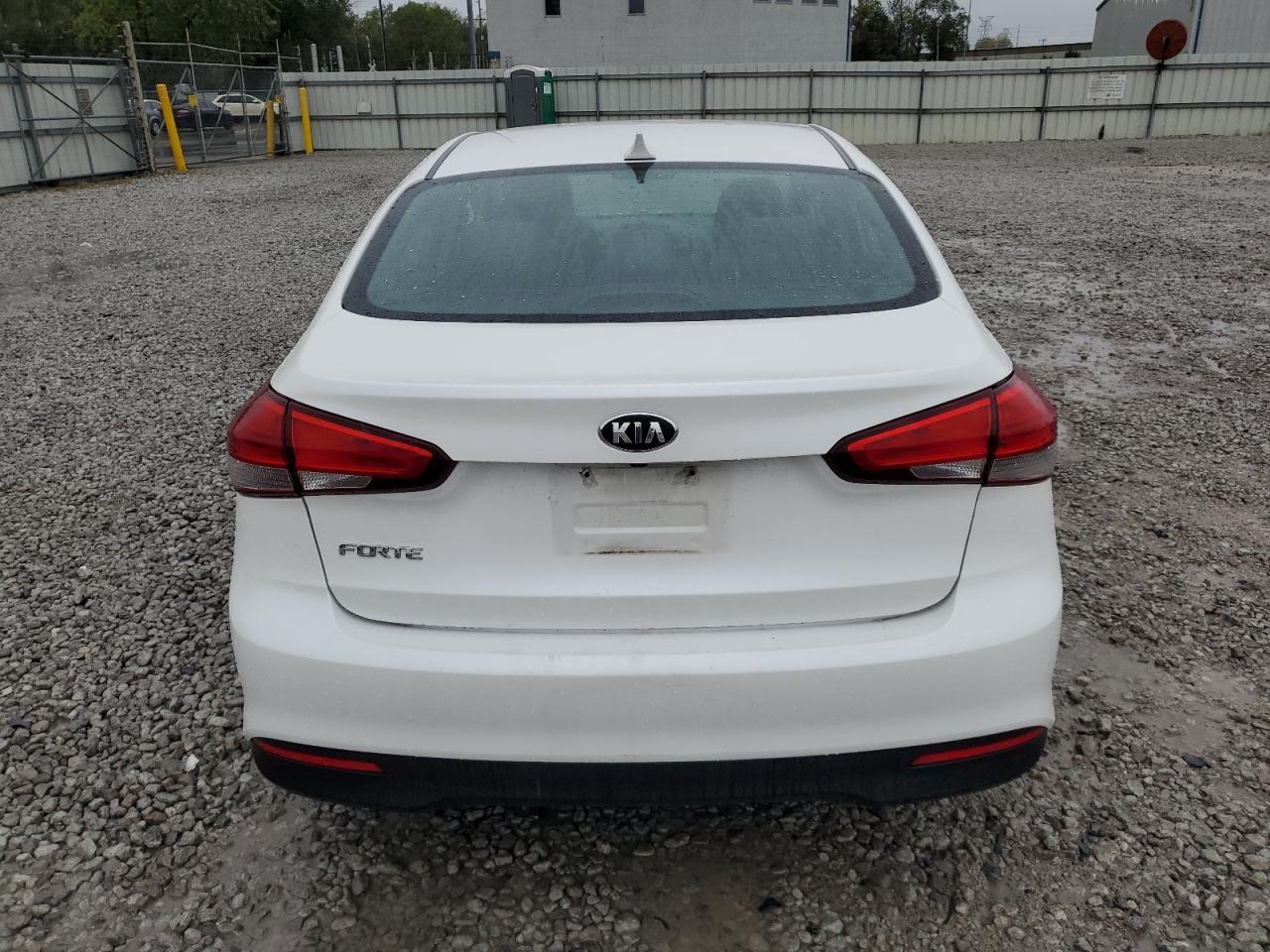 2017 KIA FORTE
