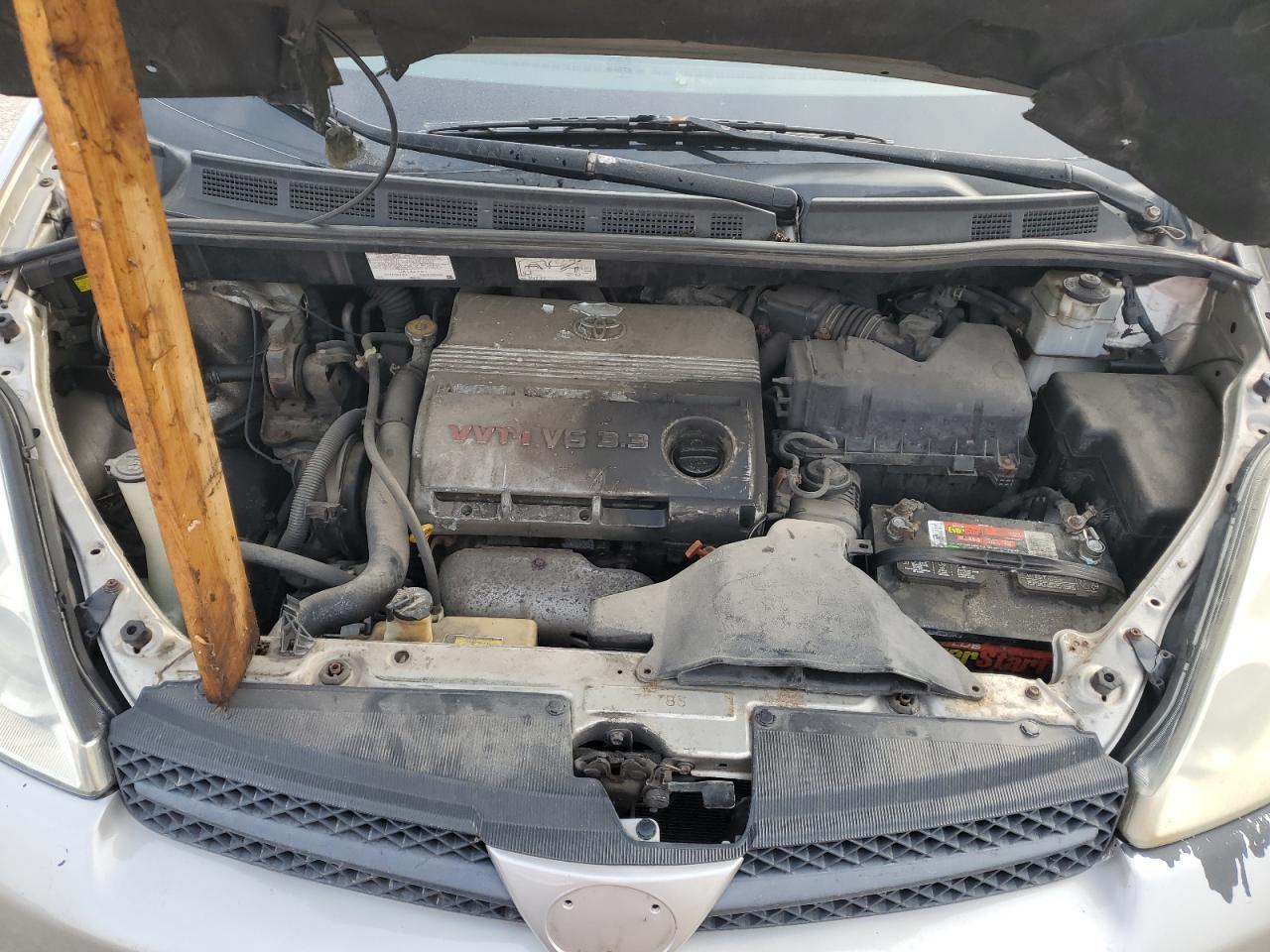 2004 TOYOTA SIENNA