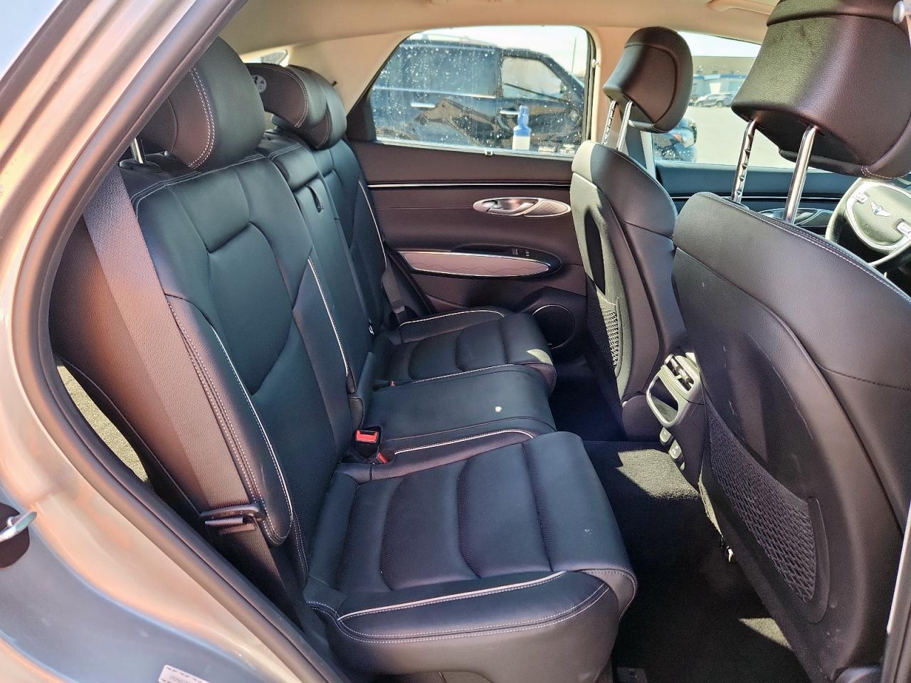 2022 GENESIS GV70
