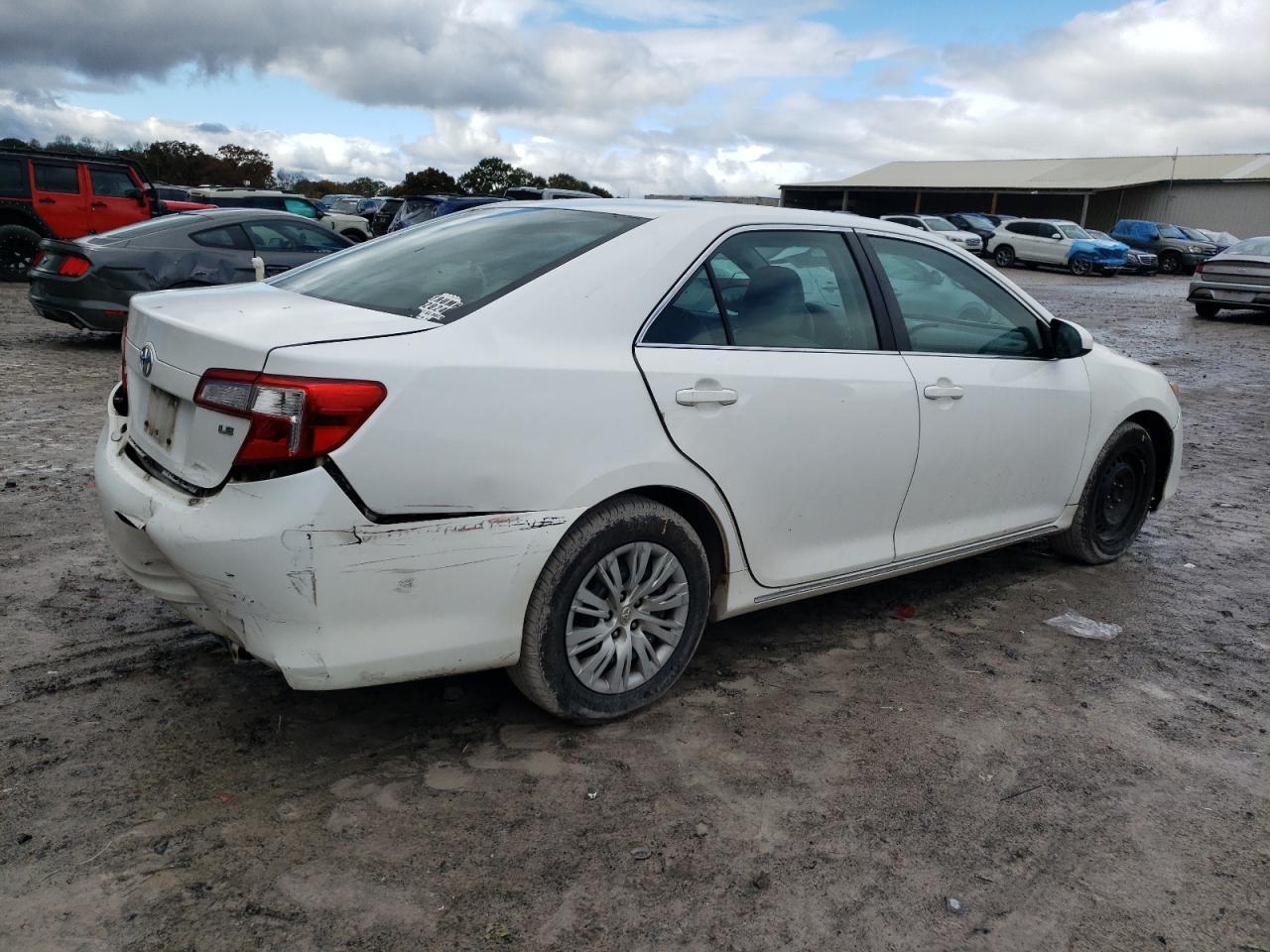 2013 TOYOTA CAMRY