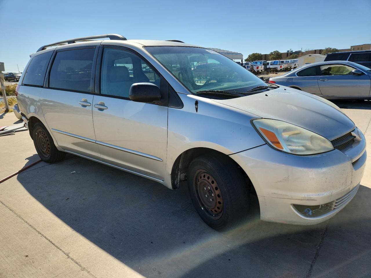 2005 TOYOTA SIENNA