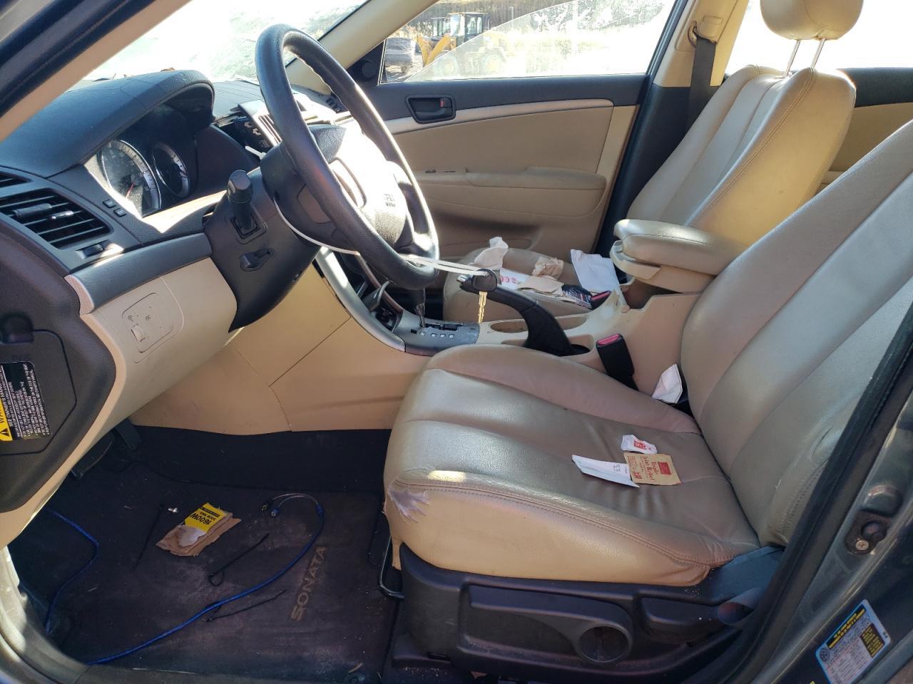 2010 HYUNDAI SONATA