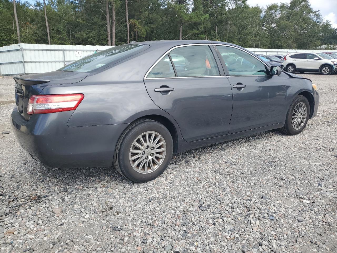 2010 TOYOTA CAMRY