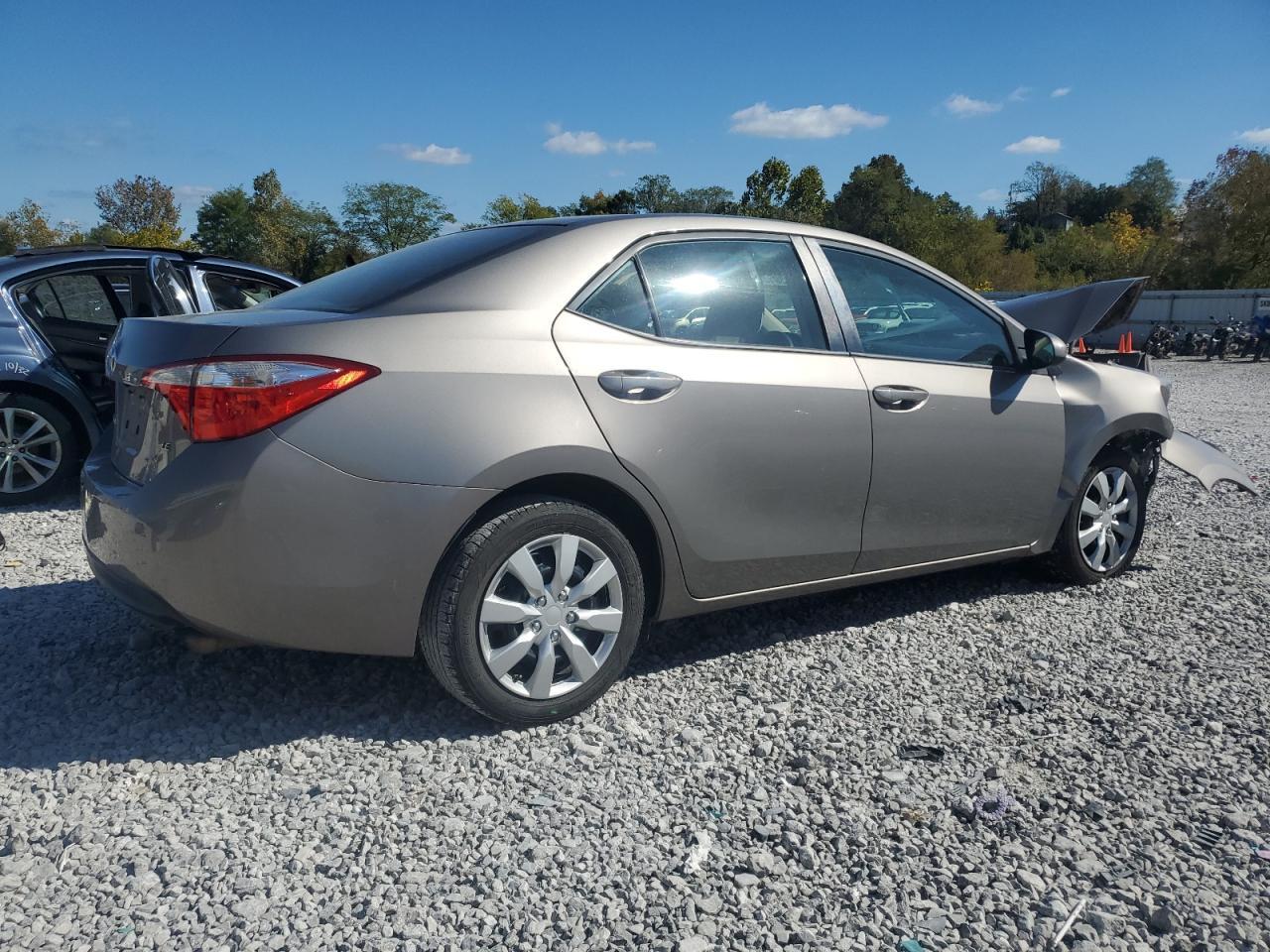 2015 TOYOTA COROLLA