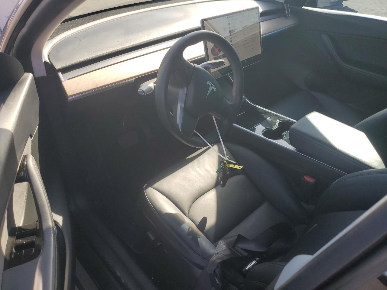 2020 TESLA MODEL Y