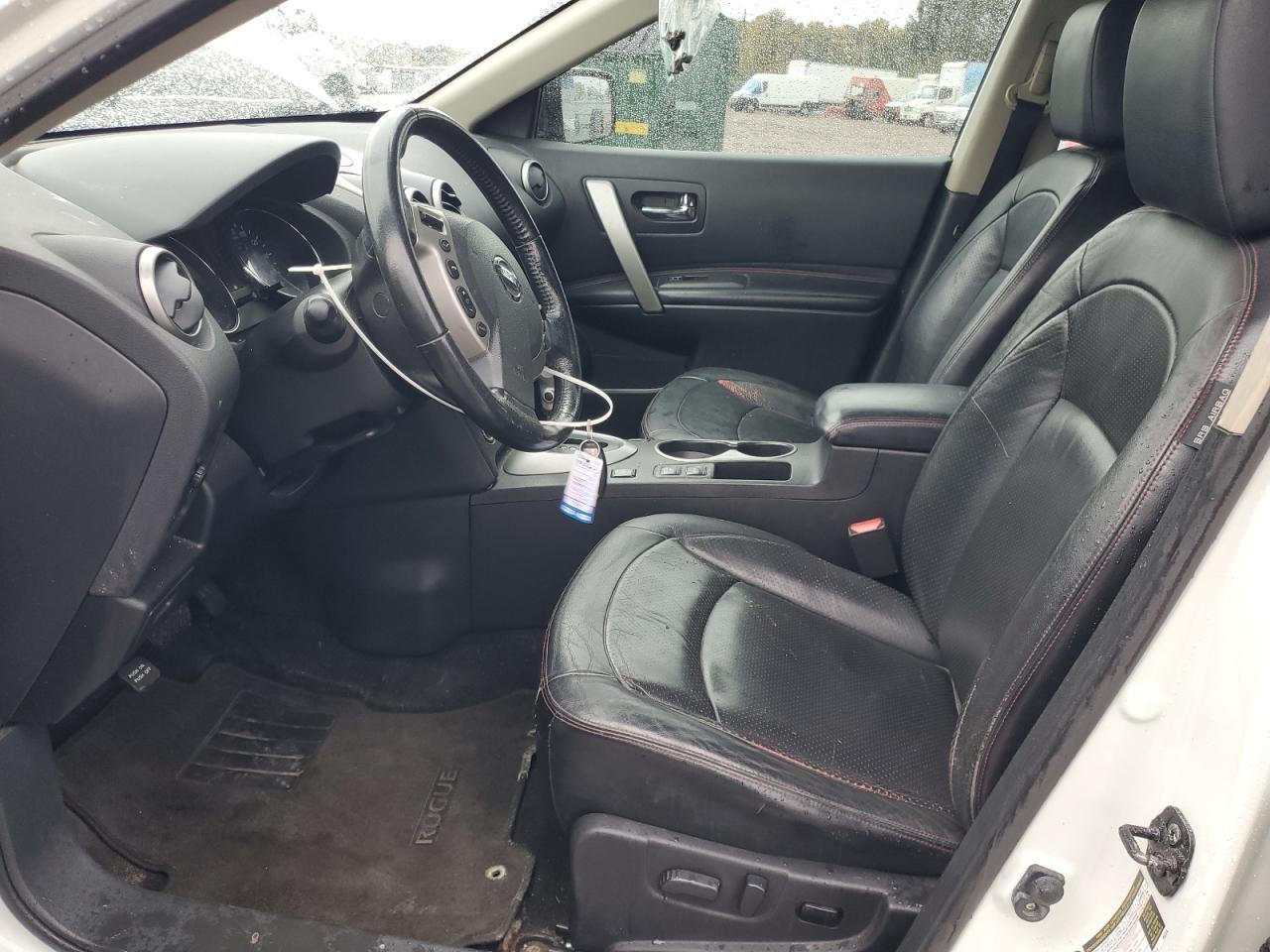 2013 NISSAN ROGUE