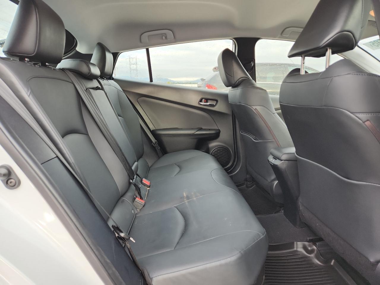 2021 TOYOTA PRIUS