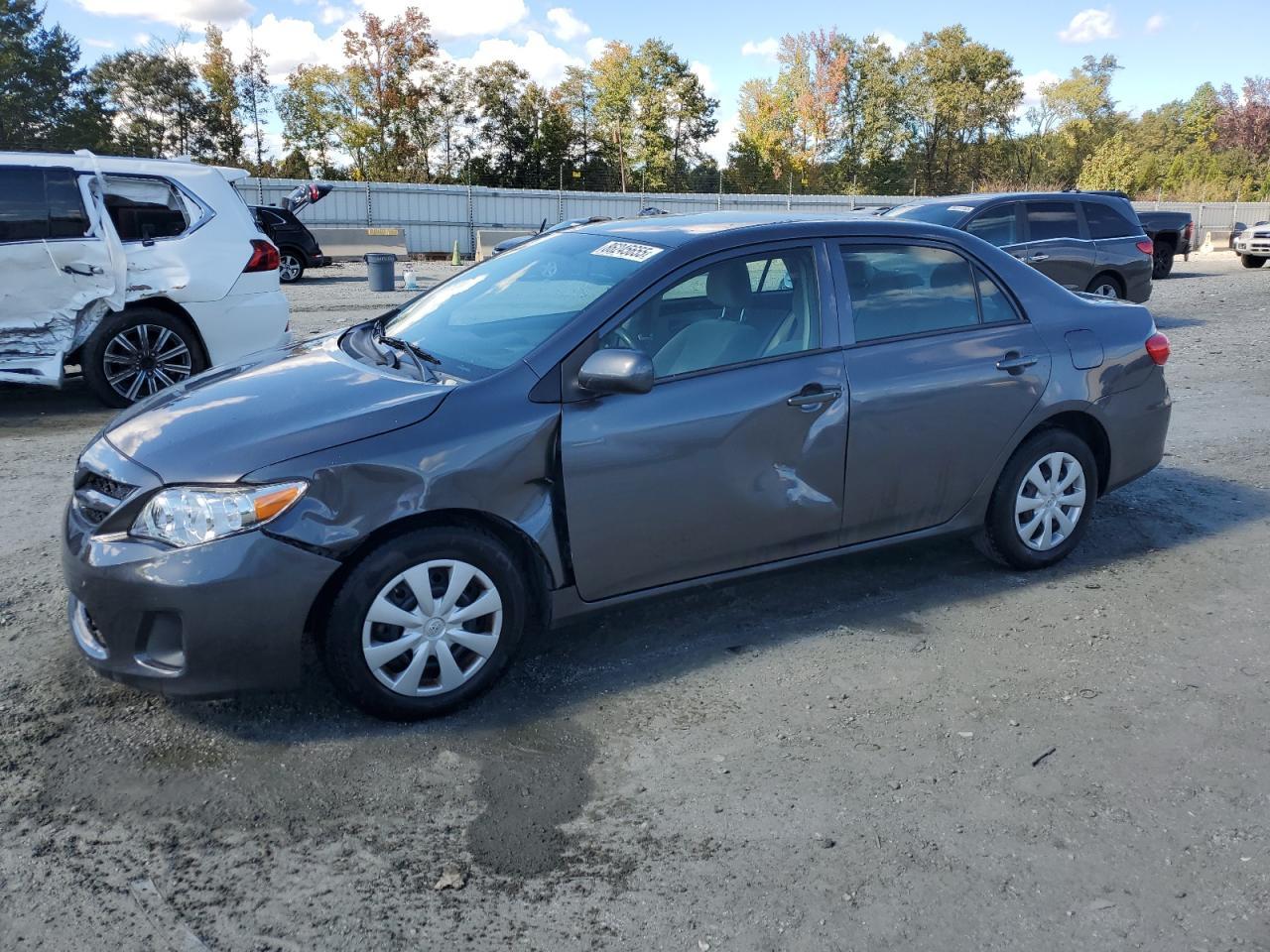 2013 TOYOTA COROLLA