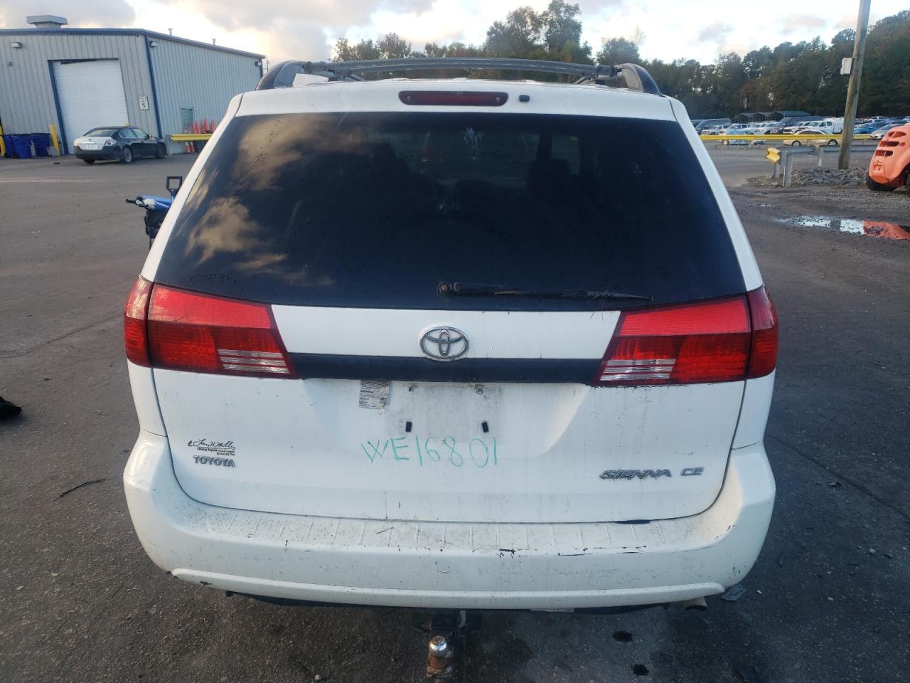 2005 TOYOTA SIENNA