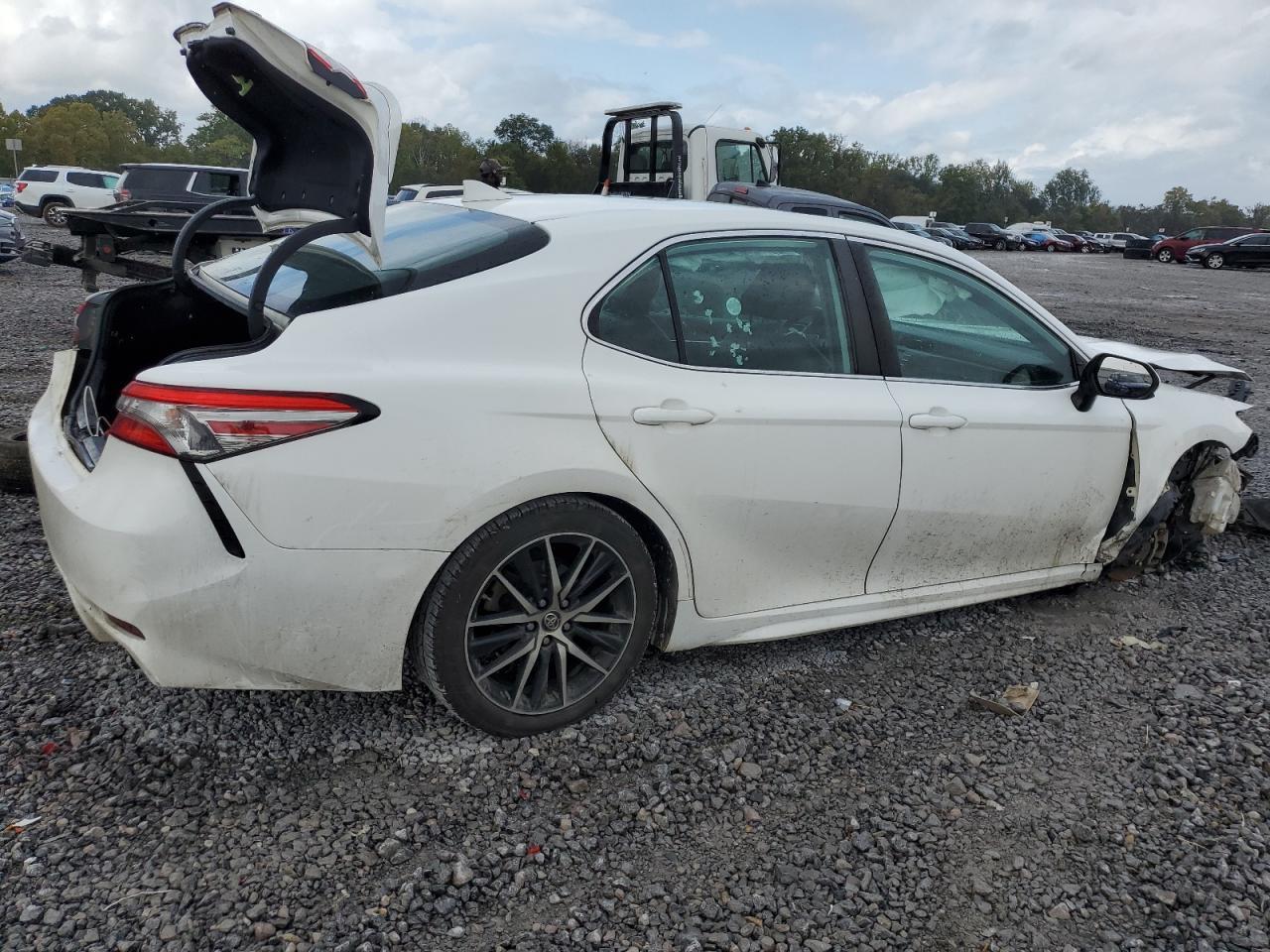 2019 TOYOTA CAMRY