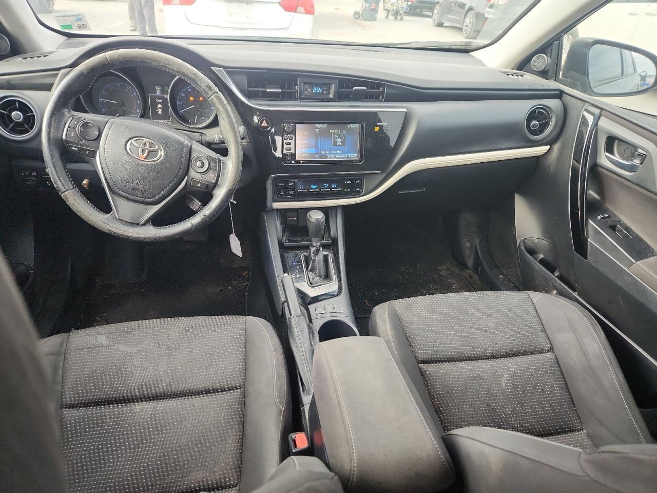 2017 TOYOTA COROLLA