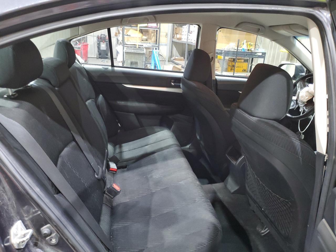 2011 SUBARU Legacy