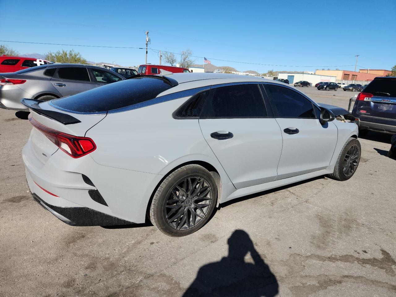 2023 KIA K5