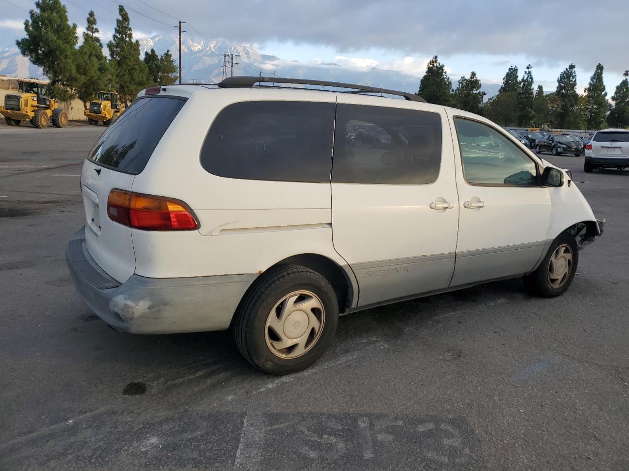 1998 TOYOTA SIENNA