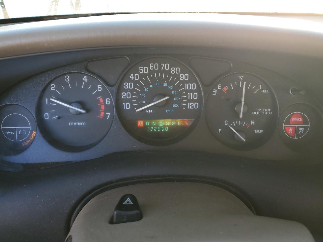 2004 BUICK Regal