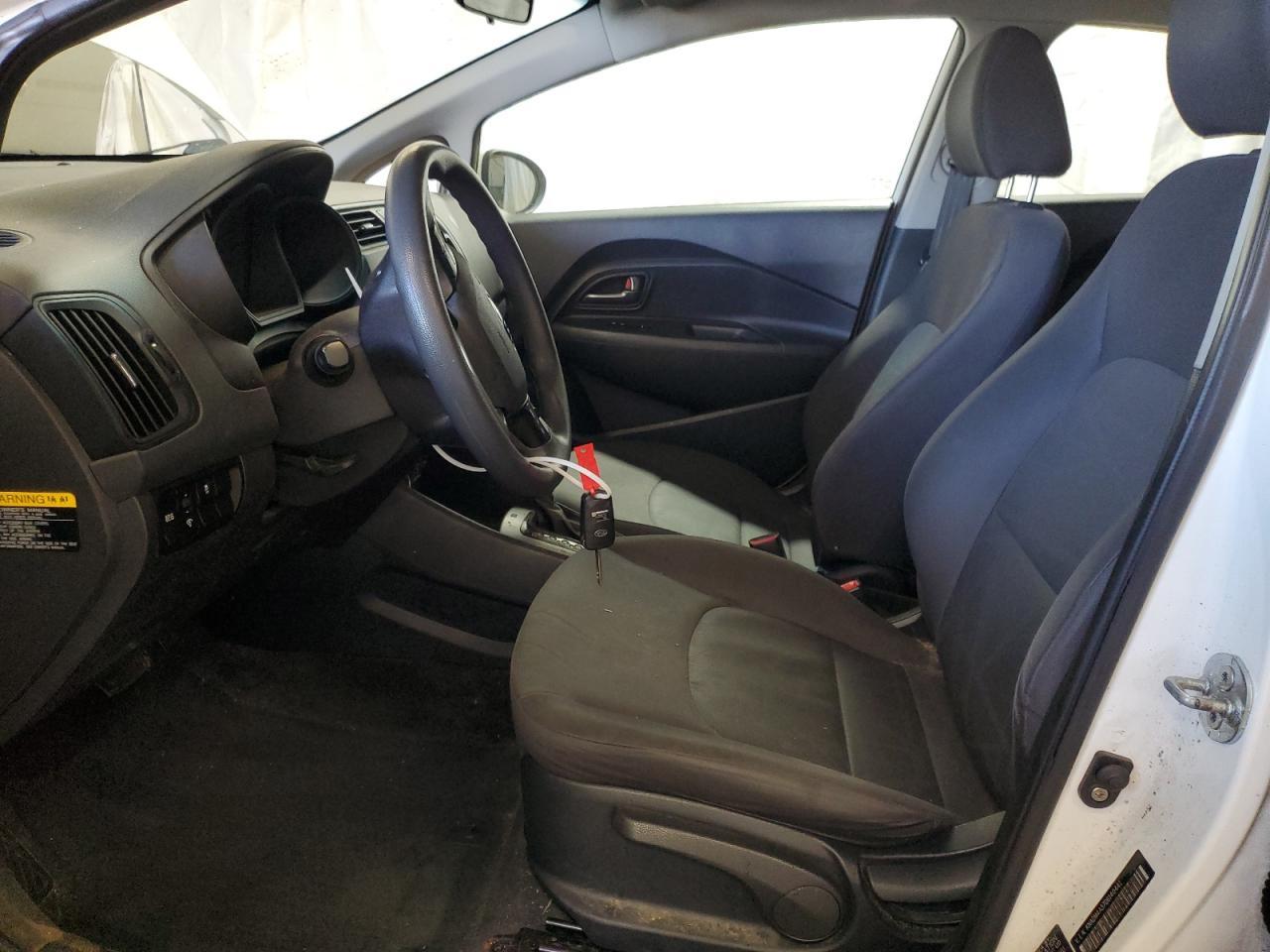 2013 KIA RIO