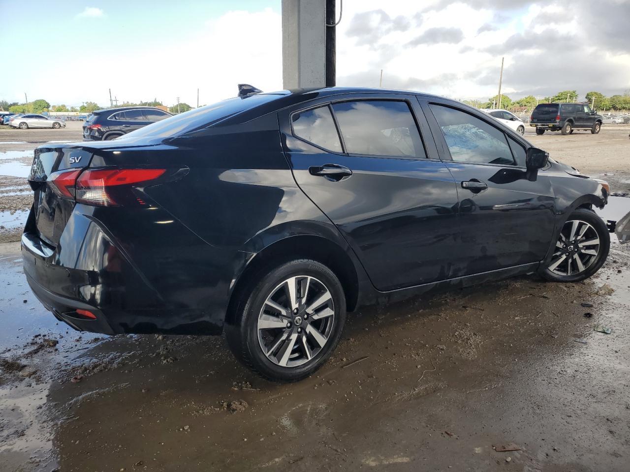 2021 NISSAN VERSA