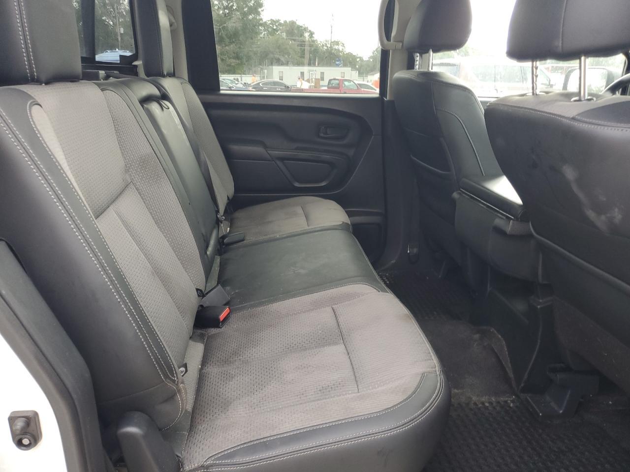 2021 NISSAN Titan