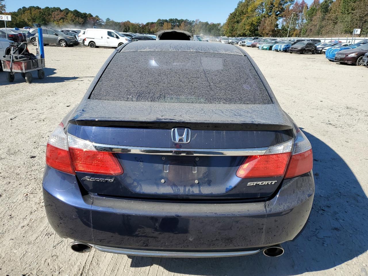 2015 HONDA ACCORD