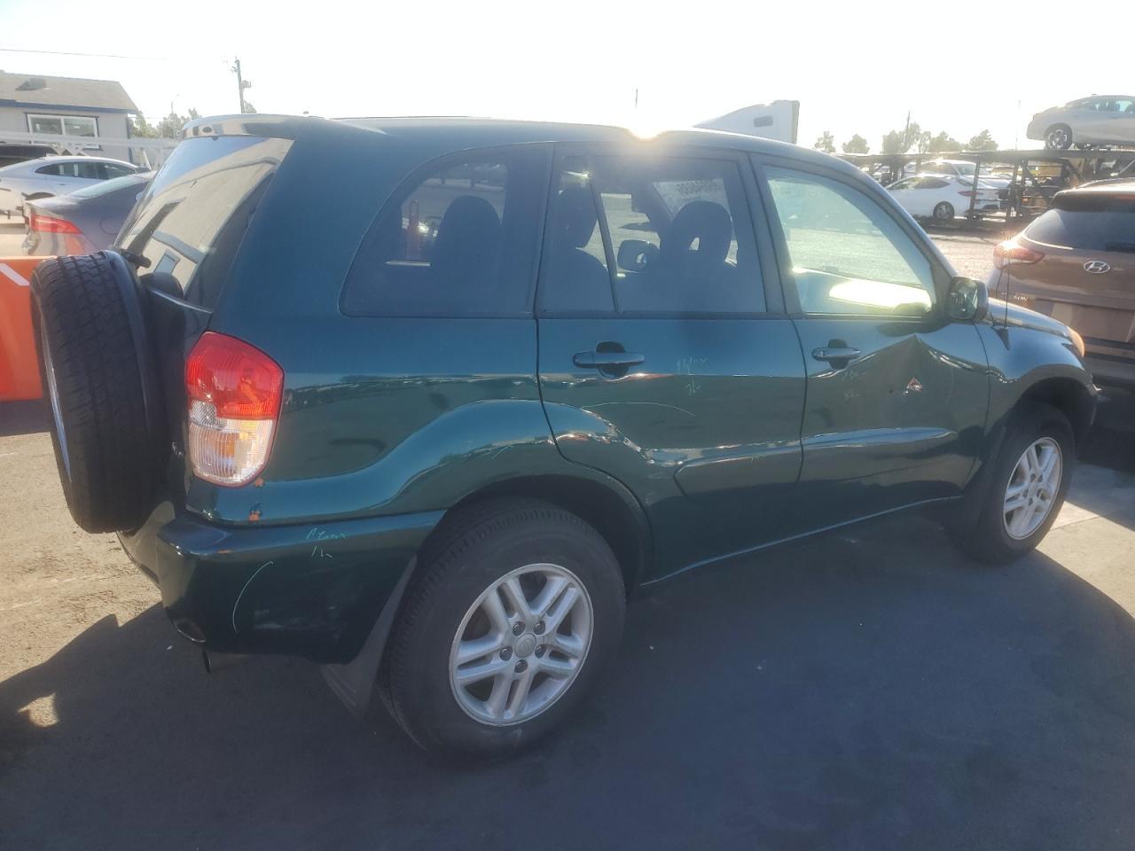 2002 TOYOTA RAV4