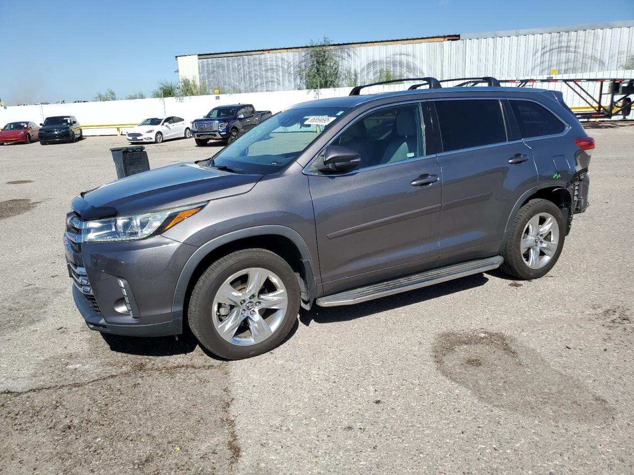 2018 TOYOTA HIGHLANDER