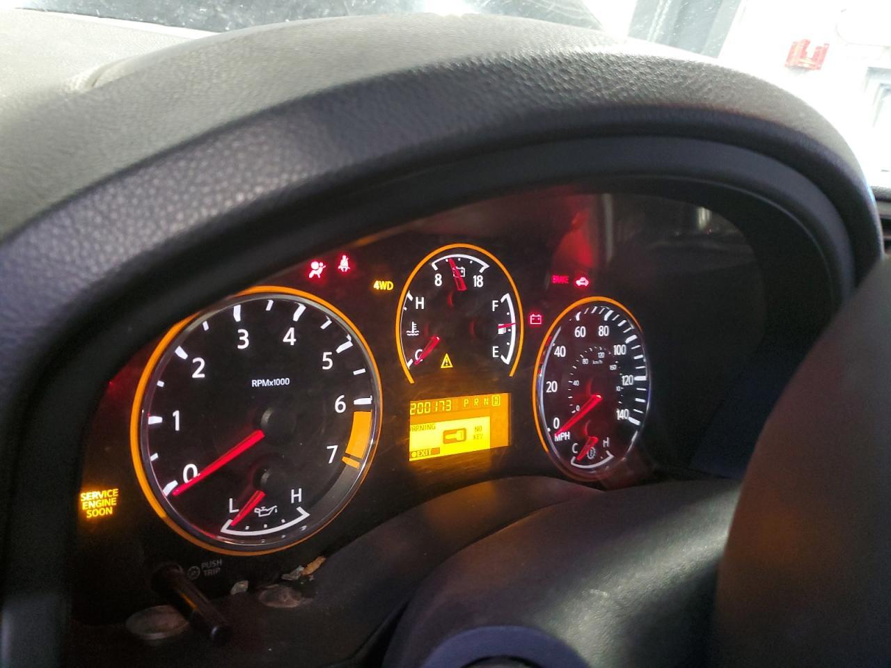 2010 NISSAN Armada