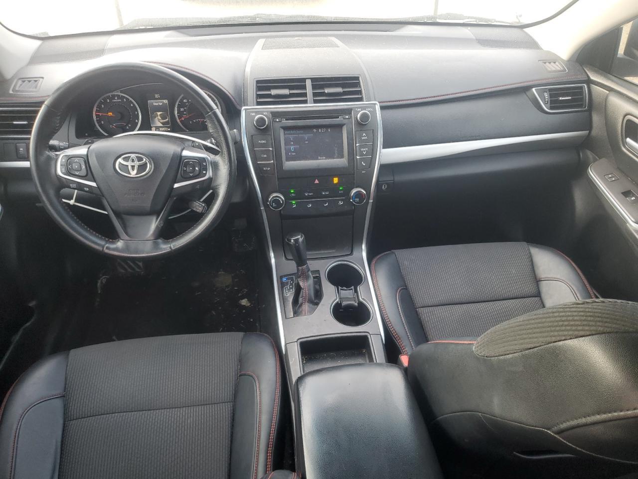 2016 TOYOTA CAMRY