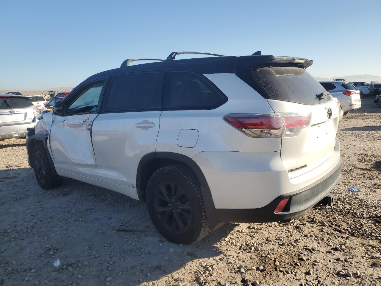 2015 TOYOTA HIGHLANDER