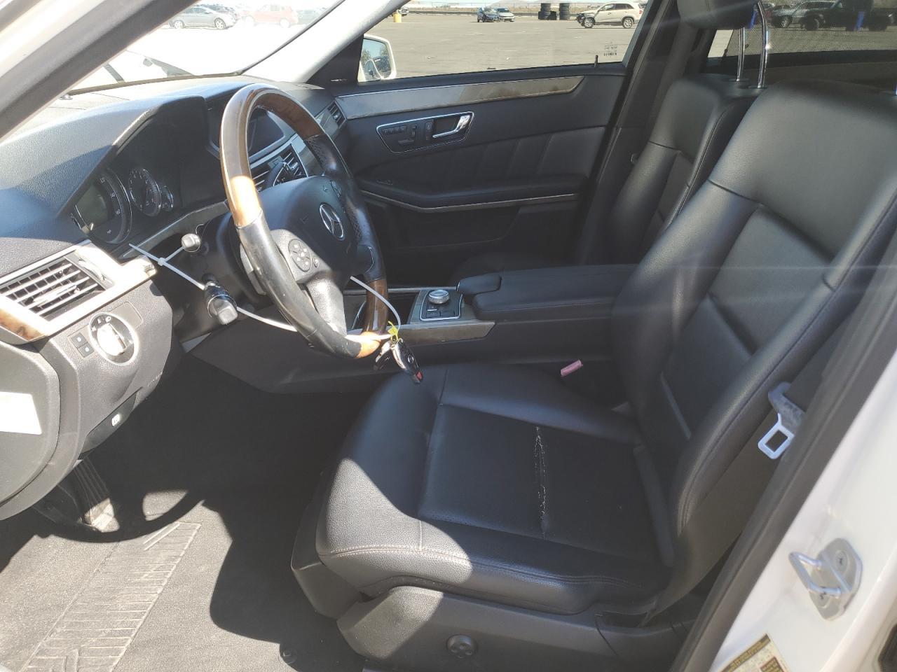 2011 MERCEDES-BENZ E-Class