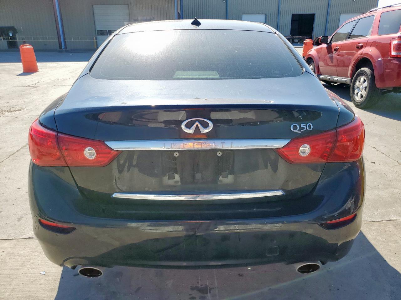 2015 INFINITI Q50