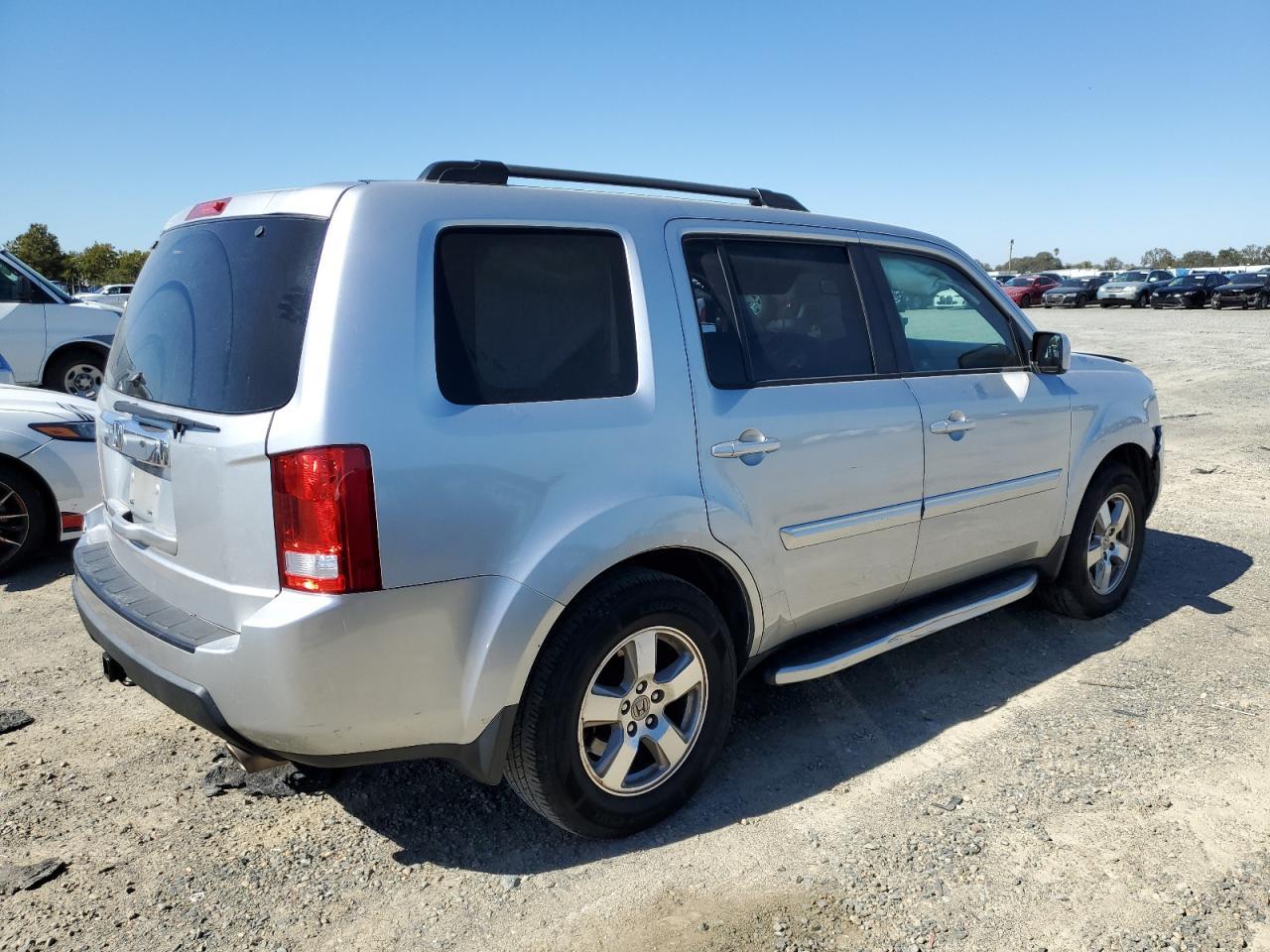 2011 HONDA PILOT