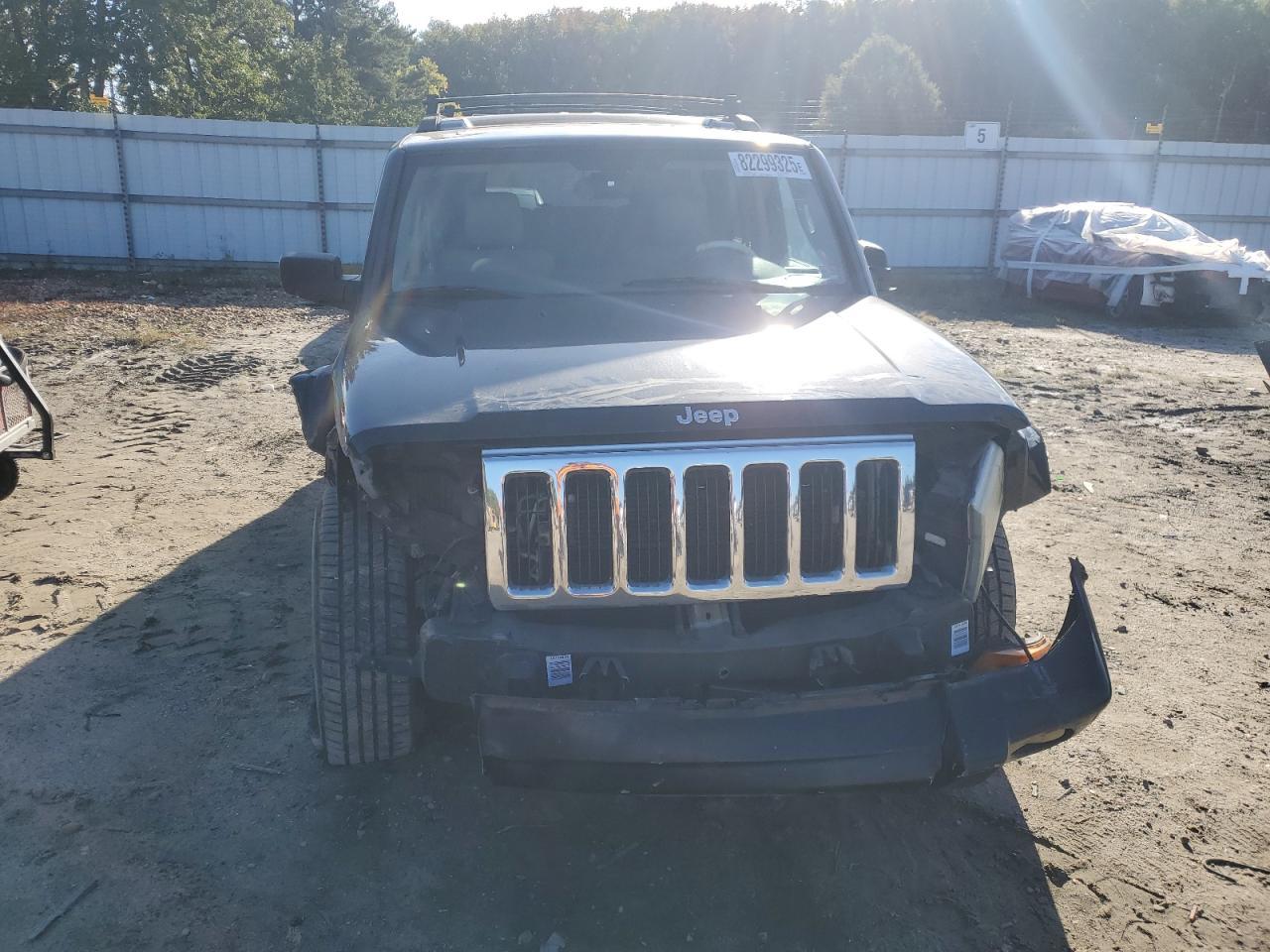 2006 JEEP Commander